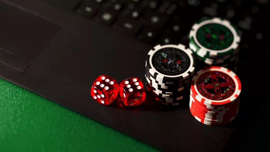 are top-rated among people, and many people play them every day on gambling sites. Several types of Video Poker Games are on the web, including Jacks, Deuces Wild, Tens, Bonus Poker, Aces and Faces, and Joker Poker. Video Poker Games