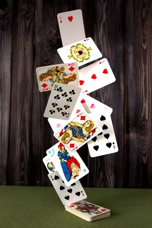 It is a competitive odds sportsbook with benefits such as an intuitive design and interface. And among other advantages of this casino, the working process of this casino is excellent for the Android application. DraftKings Casino